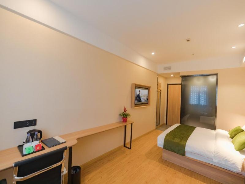 Greentree Inn Shanghai Huangxing Park Subway Station Express Hotel Exteriör bild