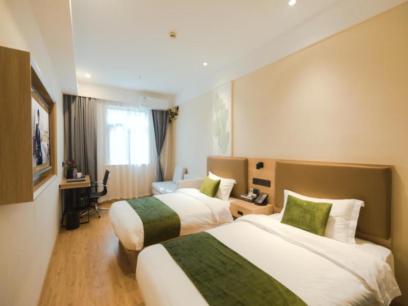 Greentree Inn Shanghai Huangxing Park Subway Station Express Hotel Exteriör bild