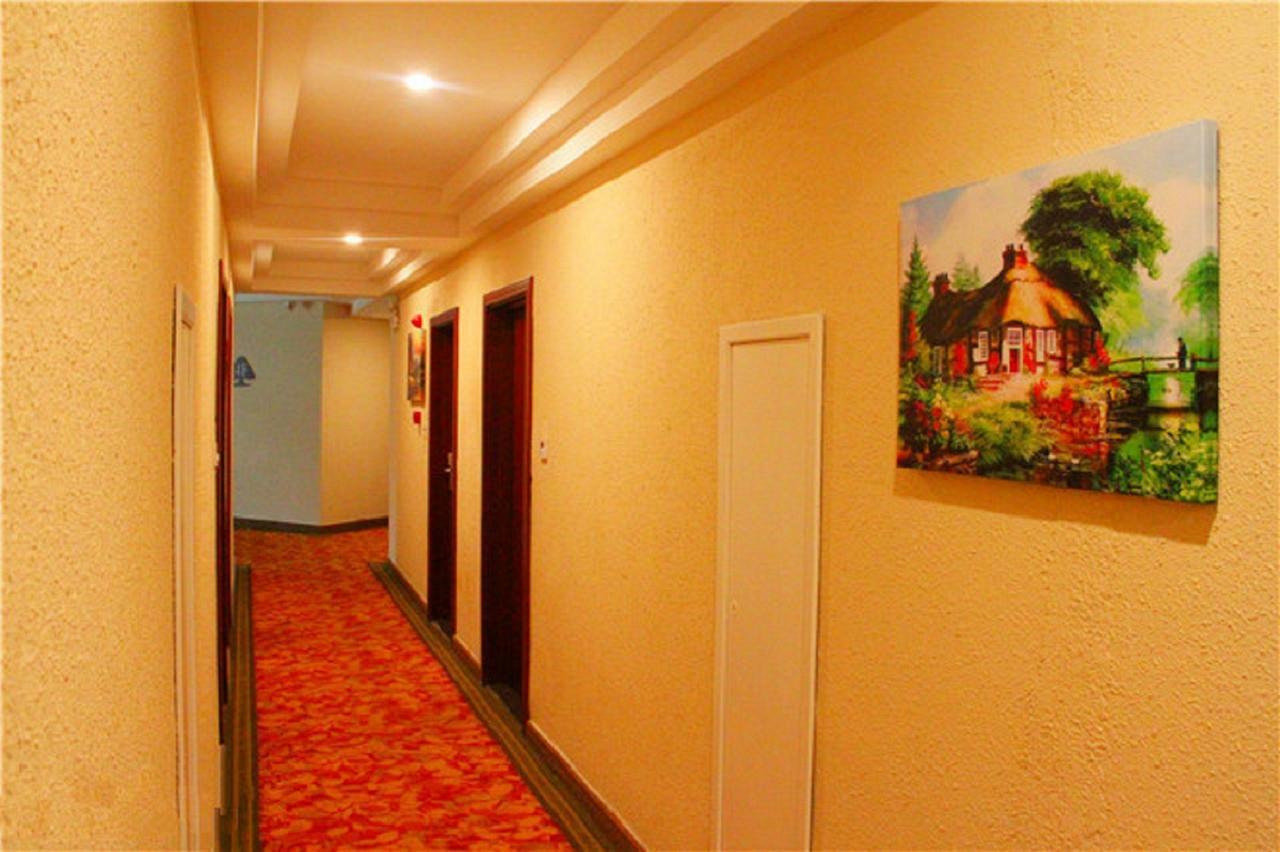 Greentree Inn Shanghai Huangxing Park Subway Station Express Hotel Exteriör bild